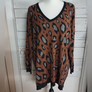 Yo Moko Women's Leopard Print Medium V-Neck High Low Hemline Sweater Oversized